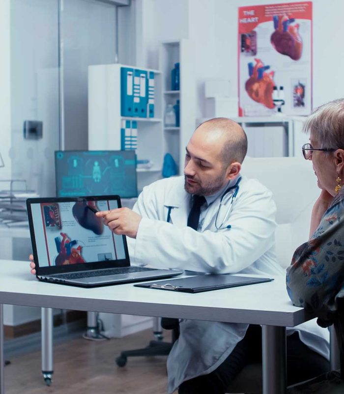 explaining-possible-heart-disease-XG7ETS8.jpg
